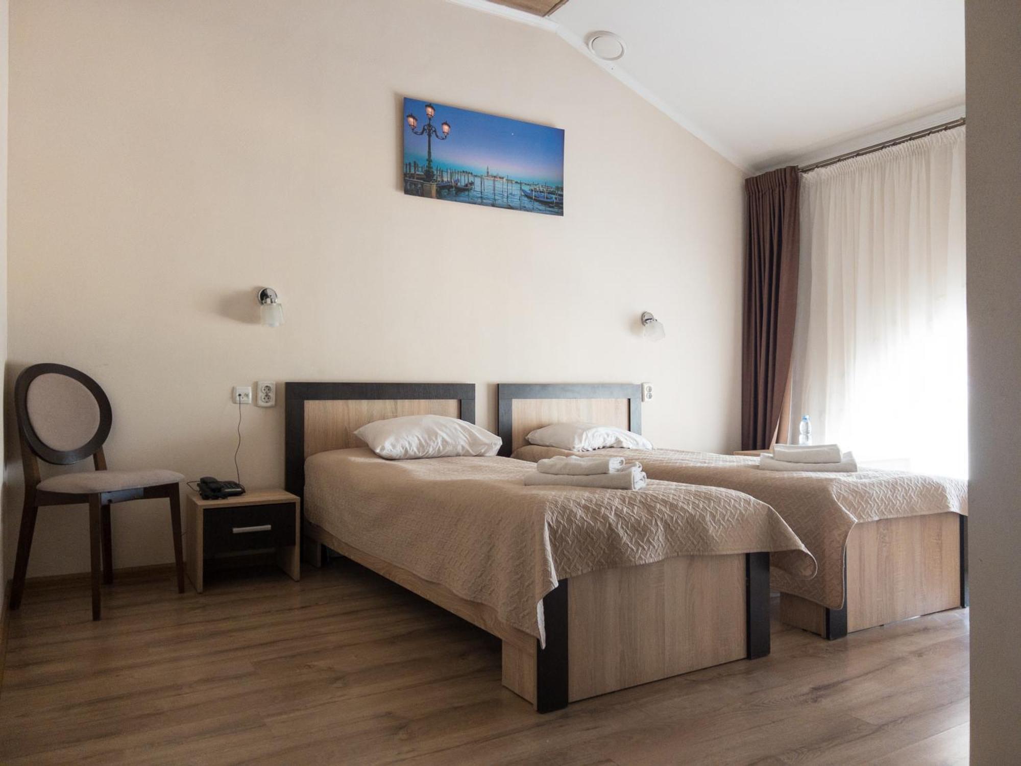 Hotel Орк "Блісс" Rivne Camera foto