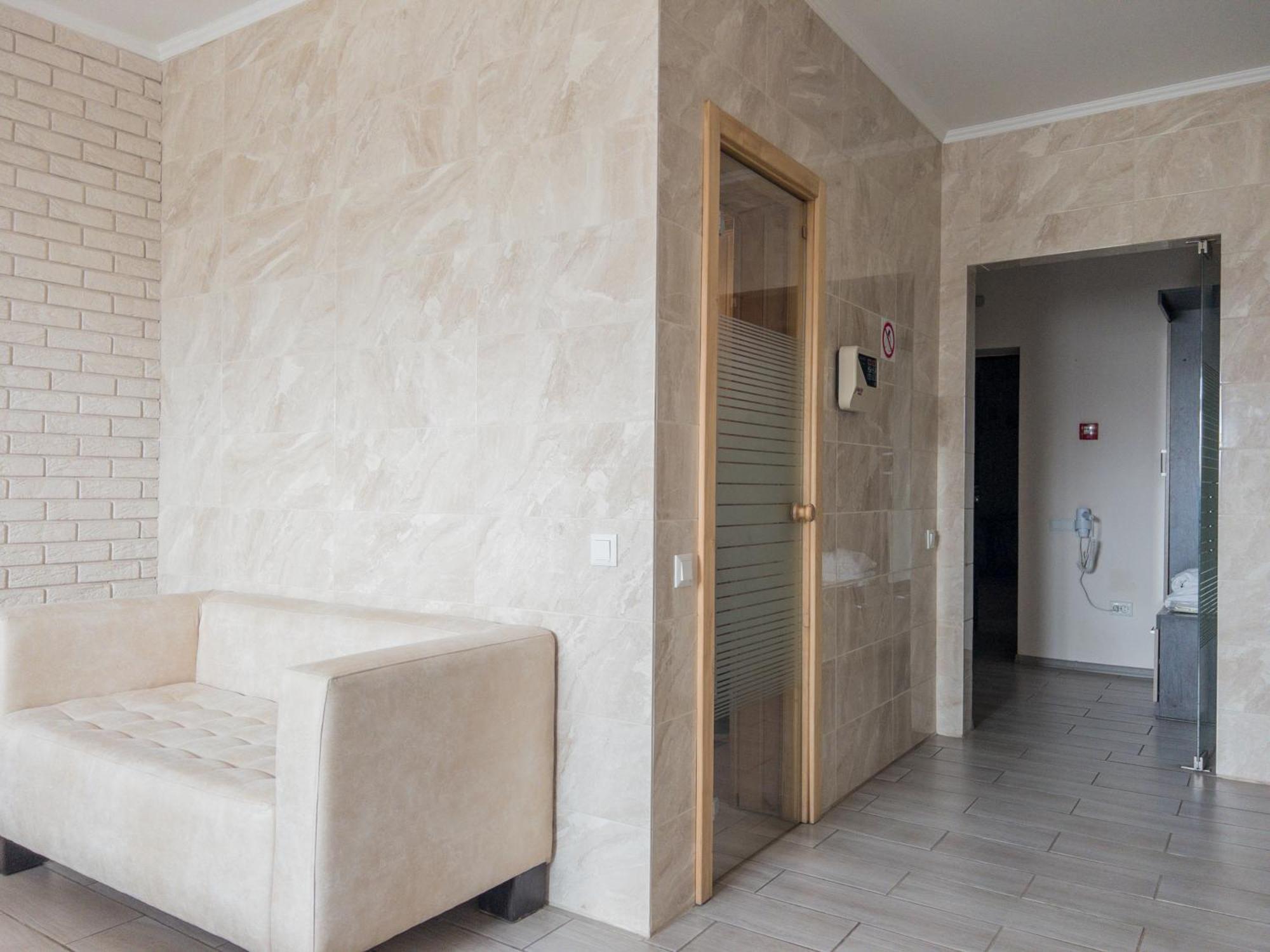 Hotel Орк "Блісс" Rivne Esterno foto